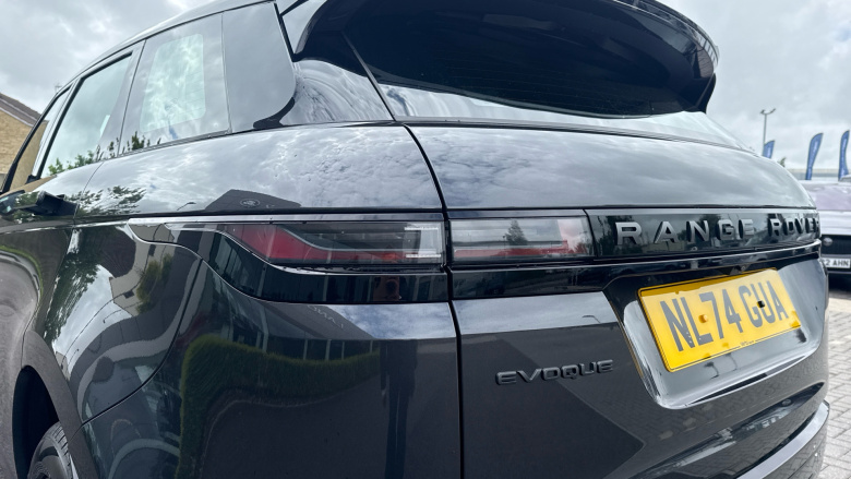 Land Rover Range Rover Evoque 2.0 D200 Dynamic SE 5dr Auto Diesel Hatchback